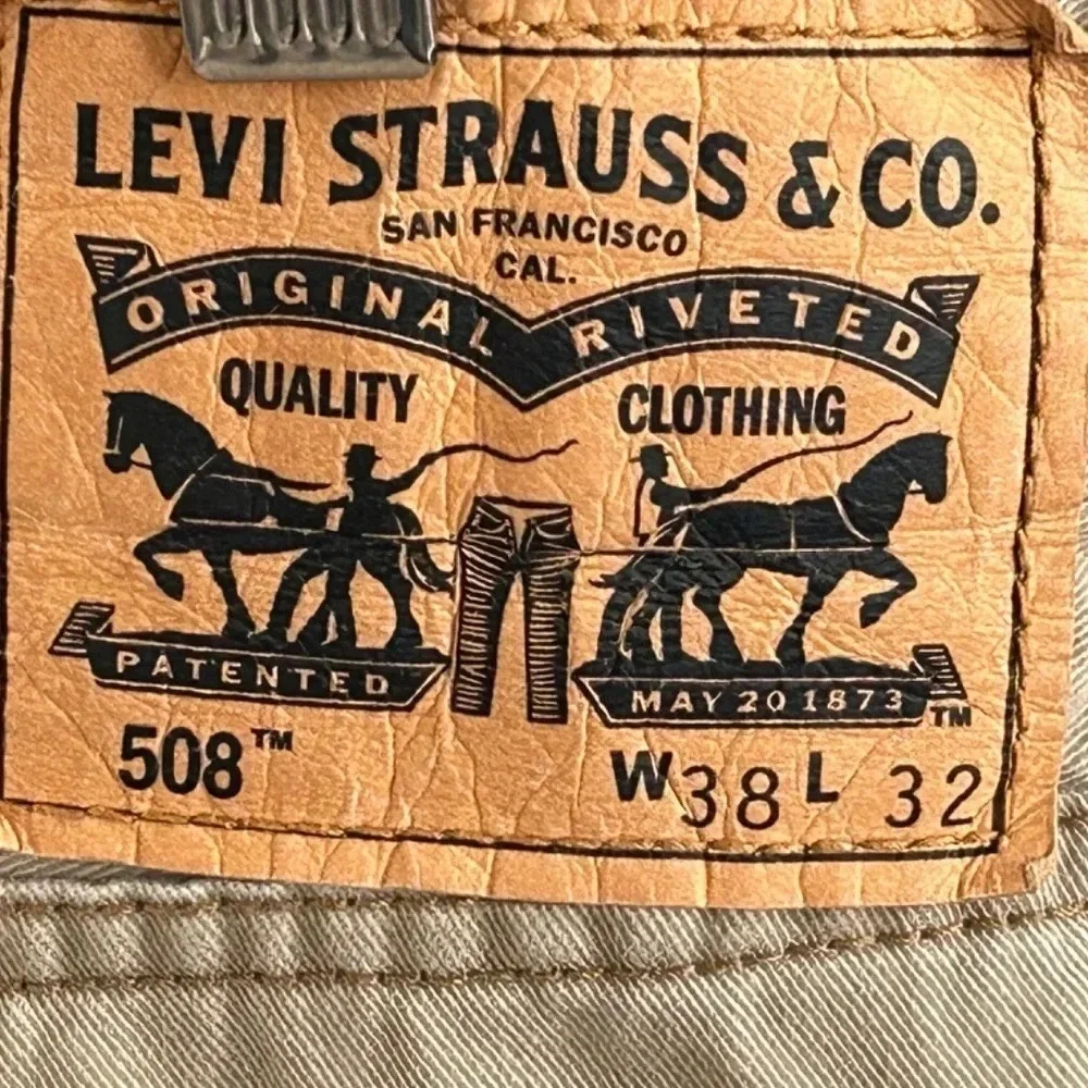 Levi Strauss‎ & Company  508 Beige Color Sz 38X32